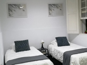 Acogedor apartamento con excelente ubicación.
