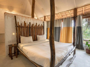 Deshadan Eco Valley Resort - An Eco Friendly Mud House
