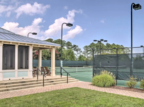6 Mi to Bethany Beach: Family Home w/ BBQ & Yard