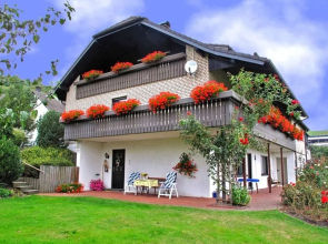 Wohnung in Deifeld mit Garten