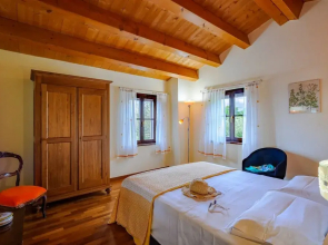Casale Partemio 8 Marche Holiday Villas
