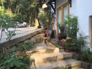 Hangzhou Luchai Inn Cartoon House