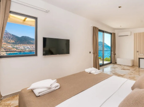 Retreat Suite