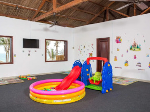 Cam Ranh Riviera Beach Resort & Spa