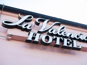 La Valencia Hotel