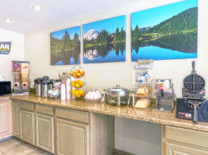 Travelodge by Wyndham Seattle University