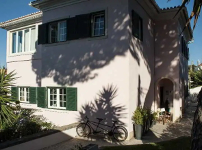 Estoril Beach House - Hostel