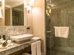 The Bank Hotel Istanbul, a Member of Design Hotels