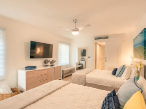 Limited Time Offer Breakfast Included 1BR Villa at Green One F2