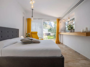 House Quirat Terrasini