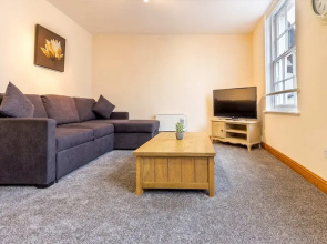 Host Stay New Street Studio