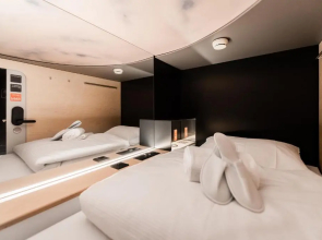 Capsule Hotel - Zurich Airport