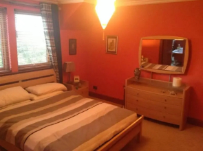 Tranquil accommodation in a great location.