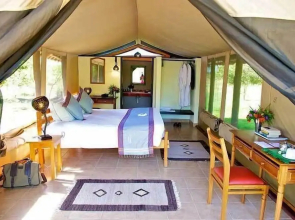 Voyager Ziwani Tented Camp