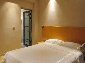 Youjia Ruijie Hostel