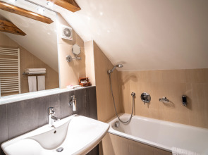 EA Embassy Prague Hotel