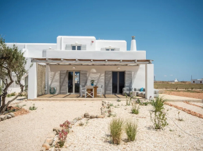 Fabulous Pool Villa Steps From The Beach By Villarentalsgr