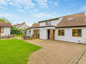 Countryside Retreat Near Cambridge