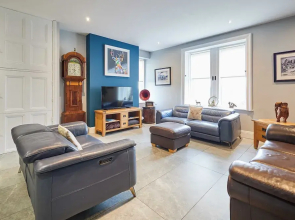 Host Stay Mount Cottage