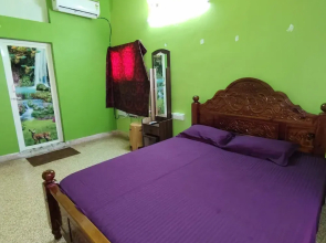 Square & Dormitory Stays