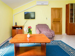Apartments Azzurro