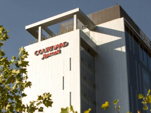 Courtyard Santiago Las Condes