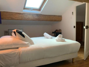 Beautiful House With Garden In Avignon