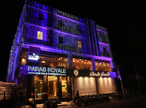 Hotel Paras Royale