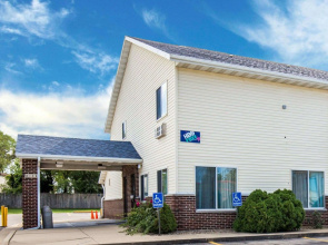 Rodeway Inn Cedar Rapids Westdale
