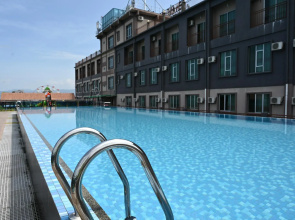 Cenang View Hotel
