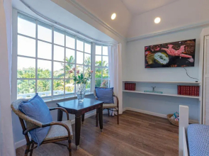 Sunshine Studio at Viking Hill - Love Beach