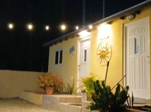 Peace vacations rental aruba