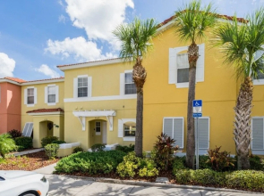 Beautiful 3 bedroom villa at Encantada Resort