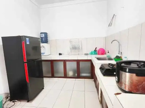 Homey Guesthouse Kertajaya (Syariah)