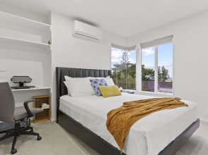 High-end Modern Villa Spa Pool & Views