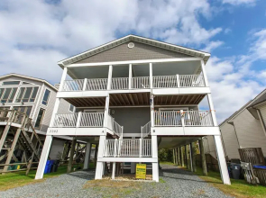 Bayard Avenue 2202a
