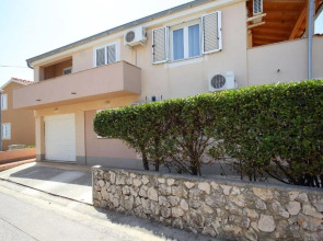 Queen beach Nin apartments Venera - AE1444