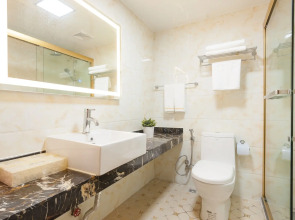 Guangzhou Compass Hotel