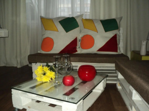 Apartment on Vasylia Stusa St, 10