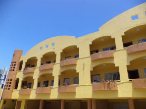 Hotel Pacific