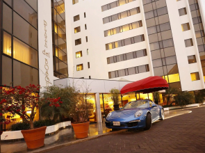 Plaza del Bosque Hotel