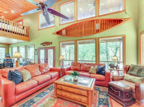 Riverfront Cabin on 2 Acres in Glenwood!