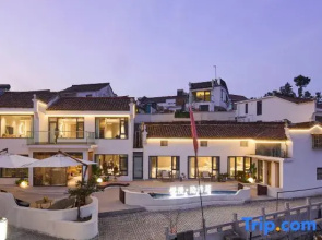Floral Hotel · Jiuhuashan Nanyue hotel (Meat Body Palace Branch)
