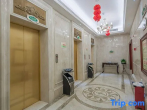 Vienna  Hotel (Jiujiang Hukou Shizhongshan Avenue)