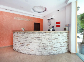 OYO 775 Hotel Sahara Inn