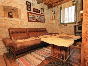 Amazing Home in Crkvice With 1 Bedrooms
