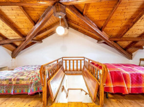 Stunning Home in Loco di Rovegno With Wifi and 2 Bedrooms