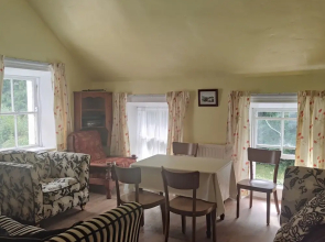 Lovely 4-bed Apartment in Mullaghbawn Newry