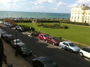 Brunswick Family Sea View Apartment