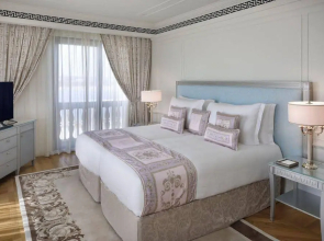 Palazzo Versace Residences Dubai